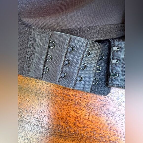 TRUEKIND wireless shaping bra 🌺 supportive comfort 🌺 black 🌺 medium - Picture 3 of 5